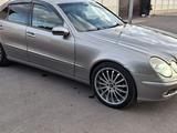 Mercedes-Benz E 240 2003 годаfor4 800 000 тг. в Караганда – фото 2