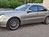 Mercedes-Benz E 240 2003 годаfor4 800 000 тг. в Караганда – фото 3