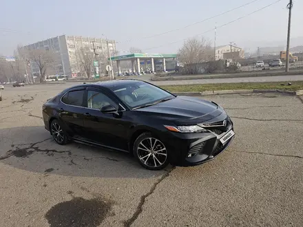 Toyota Camry 2020 года за 13 000 000 тг. в Усть-Каменогорск – фото 10