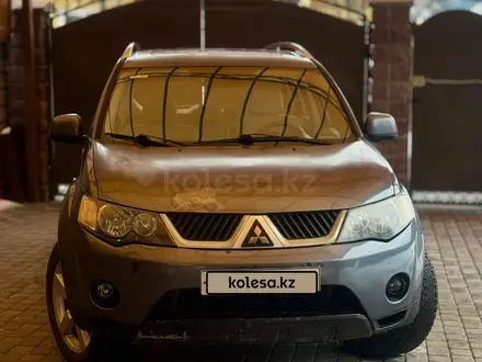 Mitsubishi Outlander 2007 года за 6 300 000 тг. в Алматы – фото 3