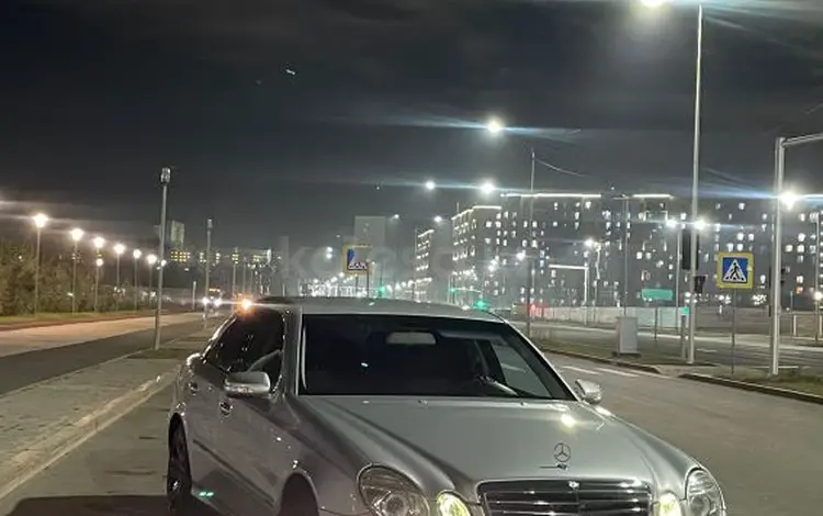 Mercedes-Benz E 320 2006 годаfor6 000 000 тг. в Астана