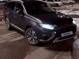 Mitsubishi Outlander 2020 годаүшін13 500 000 тг. в Алматы – фото 2