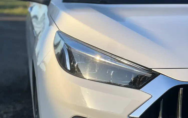 JAC J7 2023 года за 5 759 000 тг. в Усть-Каменогорск