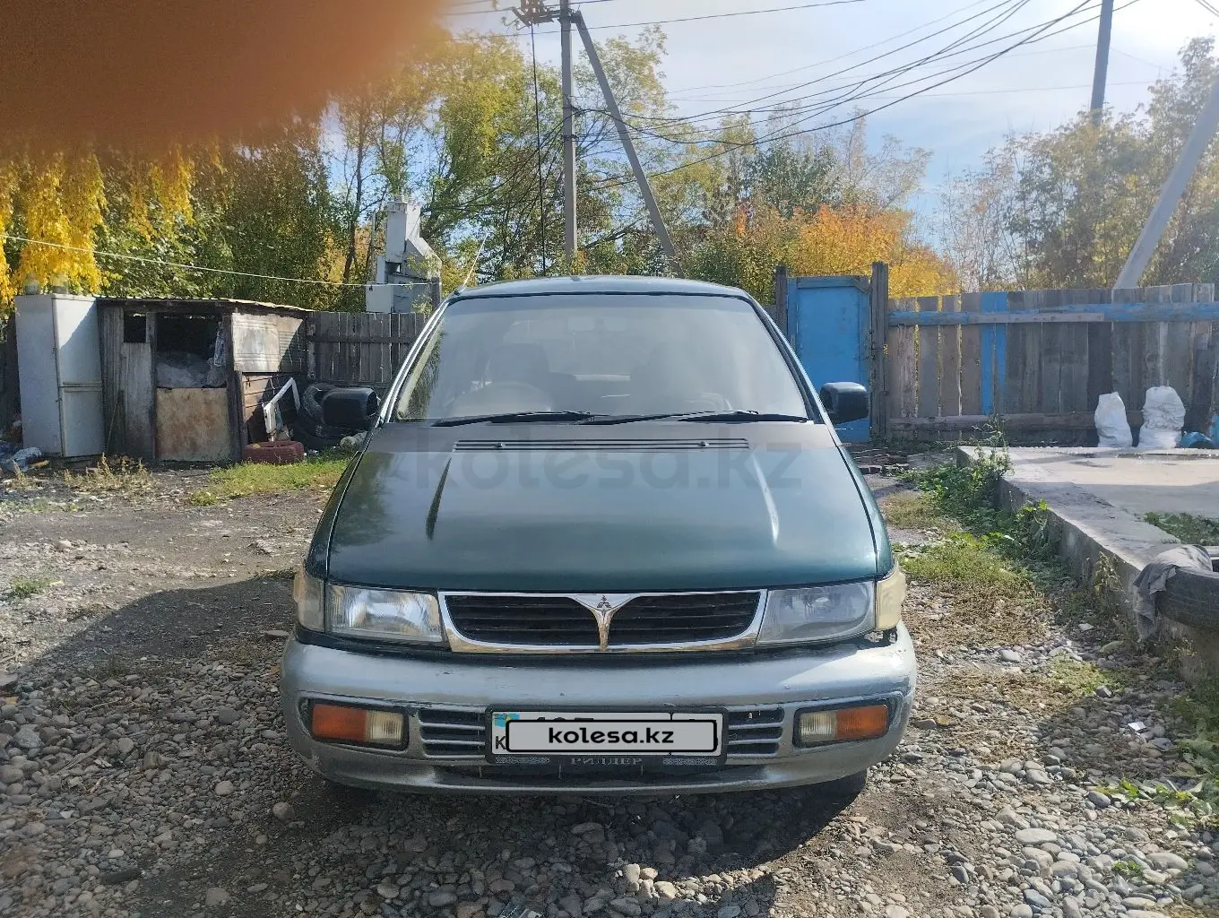 Mitsubishi Chariot, 1995