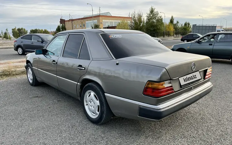 Mercedes-Benz E 230 1991 годаүшін1 300 000 тг. в Актобе