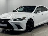 Lexus ES 250 F Sport 2.5 2024 года за 26 500 000 тг. в Алматы
