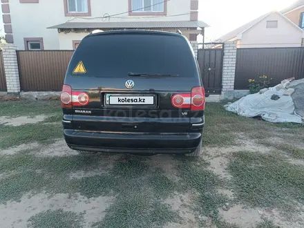 Volkswagen Sharan 2005 года за 3 300 000 тг. в Актобе – фото 6