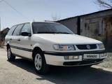 Volkswagen Passat 1994 года за 2 300 000 тг. в Караганда – фото 4