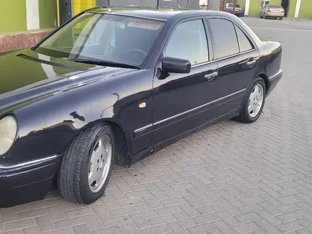 Mercedes-Benz E 280 1997 года за 2 600 000 тг. в Кызылорда – фото 7