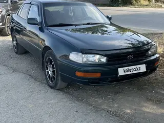Toyota Camry, 1991
