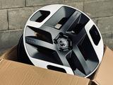 Новые диски Range Rover Kahn Design 0371 R22 5x120 на Range Rover за 640 000 тг. в Алматы – фото 5