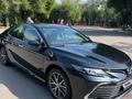 Toyota Camry 2022 года за 16 000 000 тг. в Экибастуз – фото 2