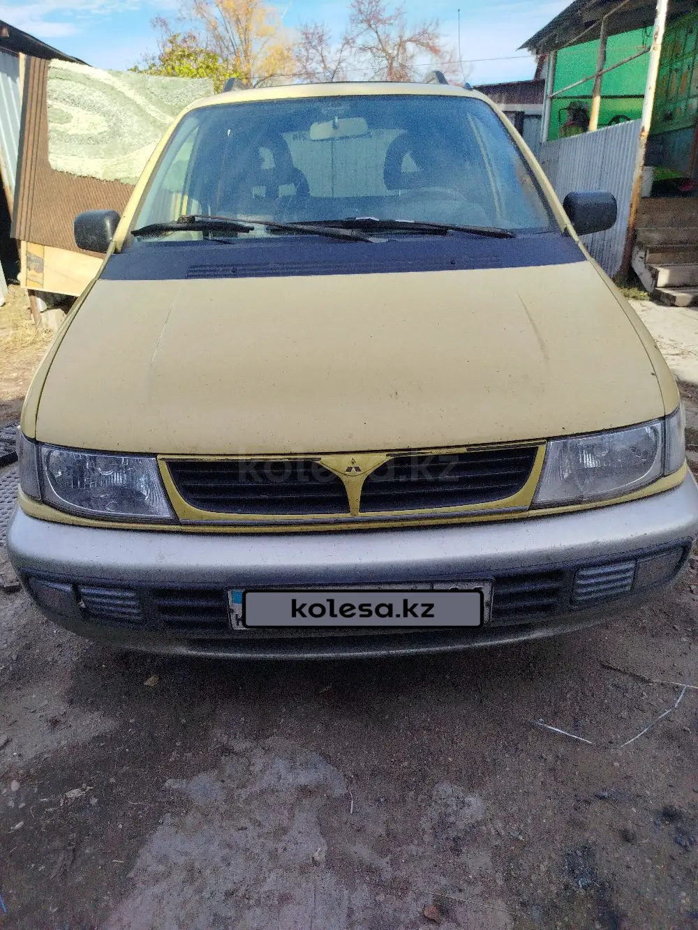 Mitsubishi Space Runner, 1996
