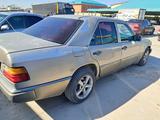 Mercedes-Benz E 260 1990 годаfor900 000 тг. в Кызылорда – фото 4