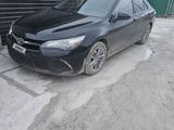 Toyota Camry 2015 года за 5 300 000 тг. в Уральск