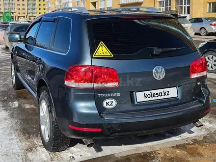 Volkswagen Touareg 2006 годаүшін5 900 000 тг. в Астана – фото 10