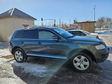 Volkswagen Touareg 2006 года за 5 900 000 тг. в Астана – фото 9