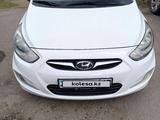 Hyundai Solaris 2012 года за 4 700 000 тг. в Петропавловск – фото 2