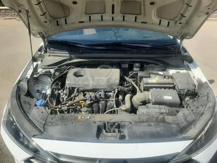 Hyundai Elantra 2019 года за 6 800 000 тг. в Алматы – фото 13