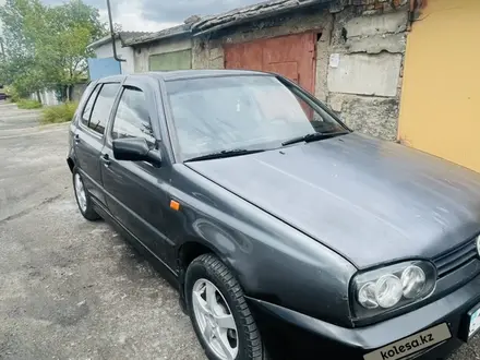 Volkswagen Golf 1993 года за 1 000 000 тг. в Сарань – фото 2