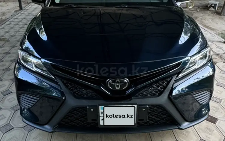 Toyota Camry 2018 годаfor12 000 000 тг. в Шымкент