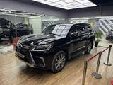 Lexus LX 570 2016 годаүшін40 000 000 тг. в Алматы – фото 2