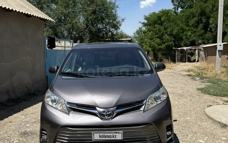 Toyota Sienna 2016 года за 8 500 000 тг. в Шымкент