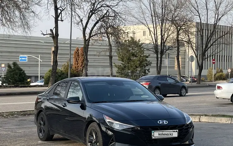 Hyundai Elantra 2021 годаүшін10 500 000 тг. в Алматы