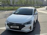 Hyundai Elantra 2020 годаүшін8 300 000 тг. в Алматы