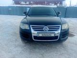 Volkswagen Touareg 2008 годаfor7 350 000 тг. в Костанай – фото 2