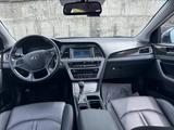 Hyundai Sonata 2016 года за 8 700 000 тг. в Талдыкорган – фото 3