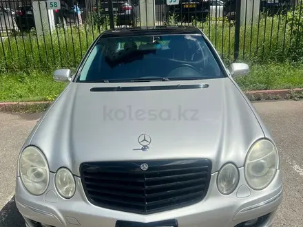 Mercedes-Benz E 320 2004 года за 7 000 000 тг. в Астана – фото 12