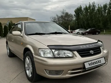 Toyota Camry 2001 года за 5 500 000 тг. в Алматы – фото 3