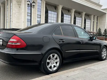 Mercedes-Benz E 320 2003 года за 5 700 000 тг. в Алматы – фото 4