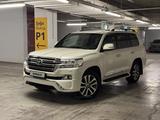 Toyota Land Cruiser 2017 годаүшін33 000 000 тг. в Алматы