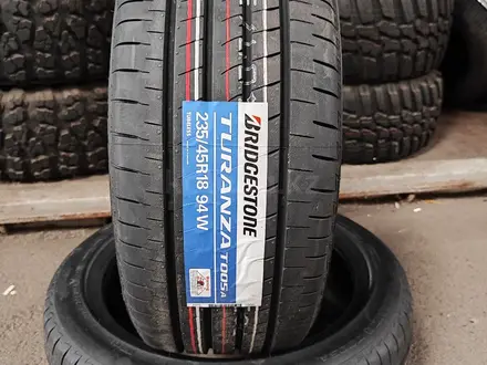 235-45-18 Bridgestone Turanza T005A за 65 000 тг. в Алматы