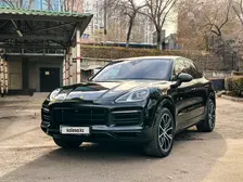 Porsche Cayenne, 2021