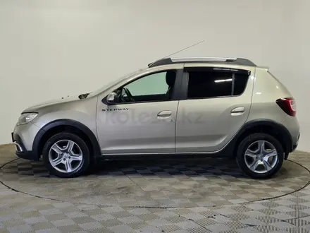 Renault Sandero Stepway 2021 года за 4 580 000 тг. в Алматы – фото 8