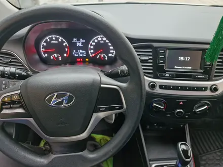 Hyundai Accent 2018 года за 7 150 000 тг. в Астана – фото 7