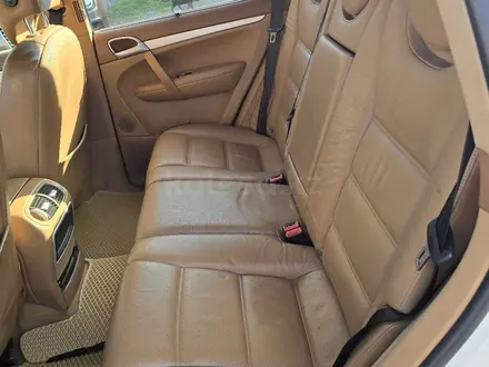 Porsche Cayenne 2004 года за 5 000 000 тг. в Алматы – фото 9