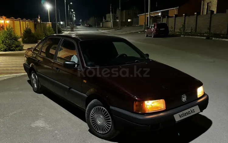 Volkswagen Passat 1992 годаүшін1 300 000 тг. в Караганда