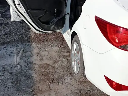 Hyundai Accent 2014 года за 5 500 000 тг. в Усть-Каменогорск – фото 4