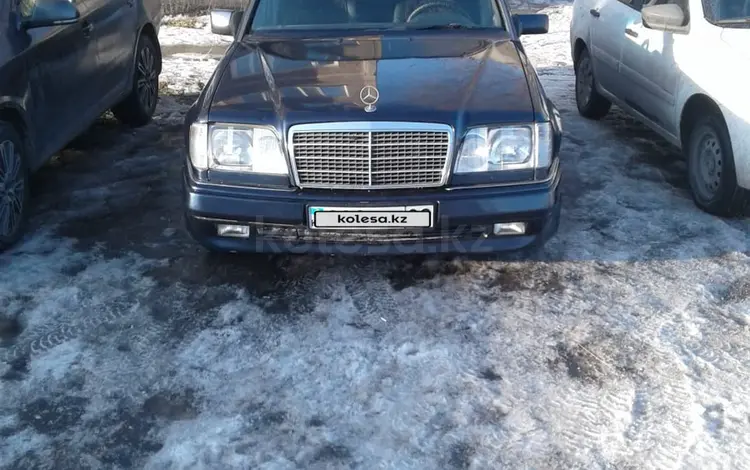 Mercedes-Benz E 220 1994 года за 2 800 000 тг. в Караганда