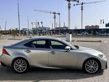 Lexus IS 200 2017 года за 12 700 000 тг. в Актобе – фото 4