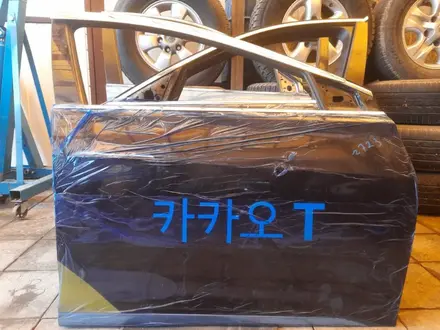Дверь оригинал HYUNDAI GRANDEUR за 130 000 тг. в Астана
