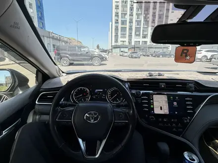 Toyota Camry 2019 года за 12 900 000 тг. в Алматы – фото 13