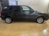 Volkswagen Golf 1994 годаfor1 200 000 тг. в Астана – фото 2