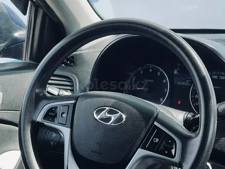 Hyundai Solaris 2015 года за 4 500 000 тг. в Актау – фото 7