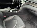 Toyota Camry 2020 года за 12 800 000 тг. в Семей – фото 6