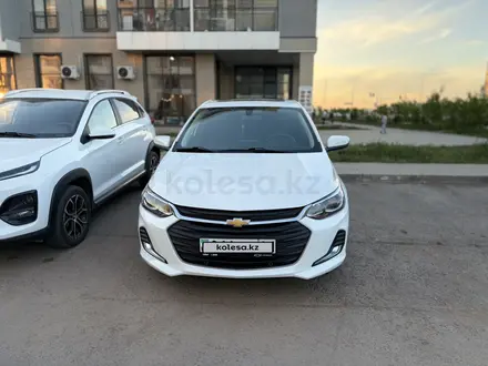 Chevrolet Onix 2023 года за 6 000 000 тг. в Астана
